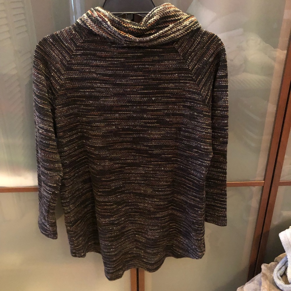 Customizable Sweater! - Picture 6 of 7
